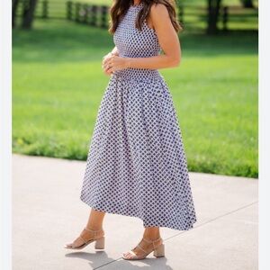 ON 34TH Women's Woven Printed Smocked Sleeveless Midi Dress M